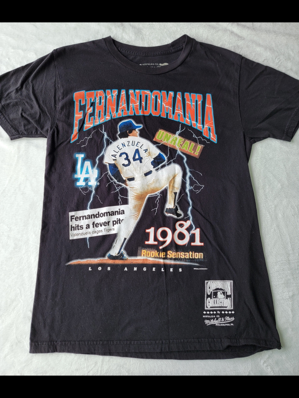 Mitchell & Ness Black "Fernandomania" 1981 Rookie Sensation T-Shirt